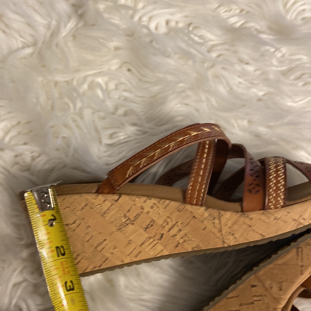 Skechers Luxe Foam Sandals excellent condition size 9 brown color - Picture 7 of 12
